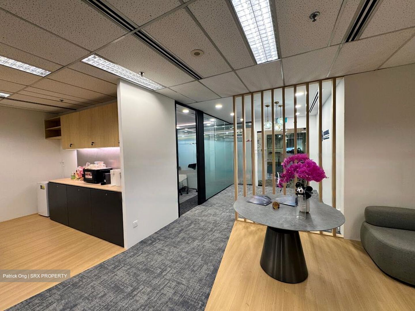 Robinson 112 (D1), Office #570506501